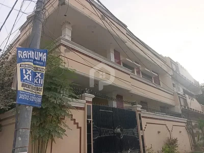 HOUSE FOR SALE FOR SALE GULISTAN E JOHAR BLOCK7 240 Yards GROUND PLUS1 — for sale in Gulistan-e-Jauhar
